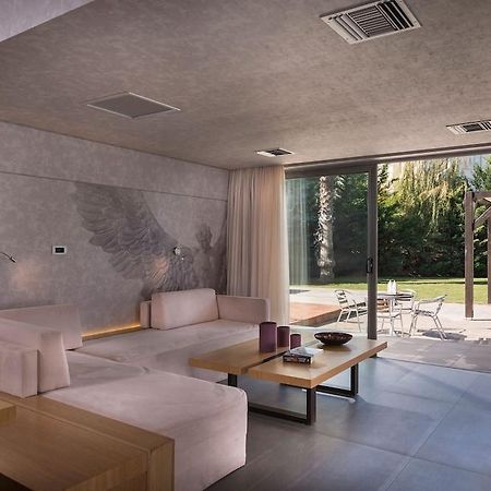Ikaros Hotel Chania  Exteriör bild
